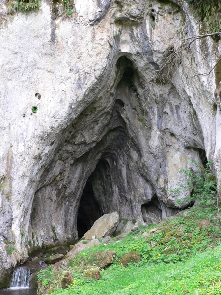 barlangvár
