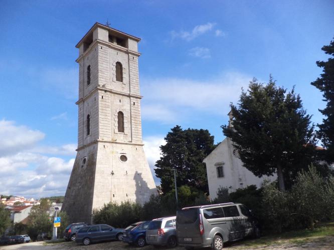 Városerődítés, templom